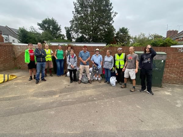 KCT volunteers with rubbish after our 2nd Mill Green pick of 2025 (including also Send Rd)